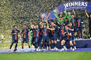 开云下载-不受骚乱影响！记者：巴黎将在香榭丽舍大街进行夺冠游行